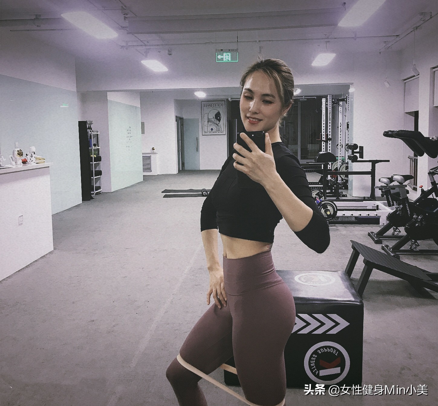 大腿后侧橘皮组织明显怎么办,怎样去掉臀部和大腿后部的橘皮