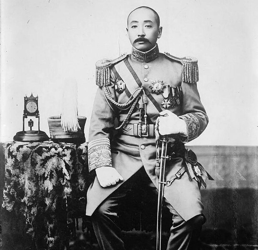 孙禄堂李书文傅剑秋谁更厉害,孙禄堂和李书文谁武功更强