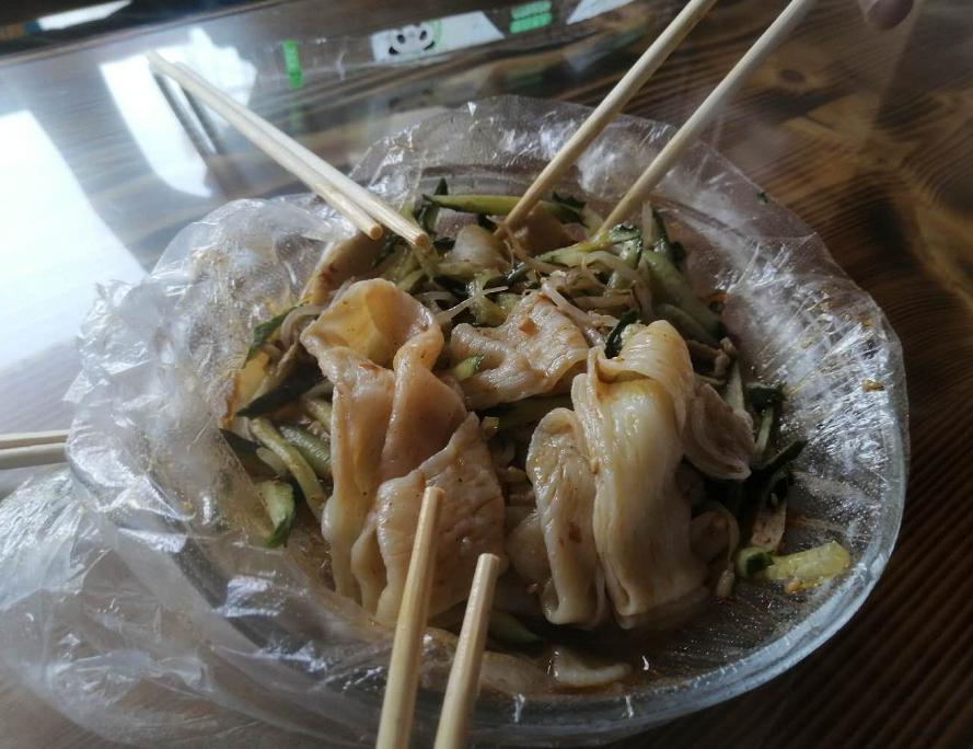 台儿庄第一家擀面皮优惠券,台儿庄第一家擀面皮是牛筋面吗