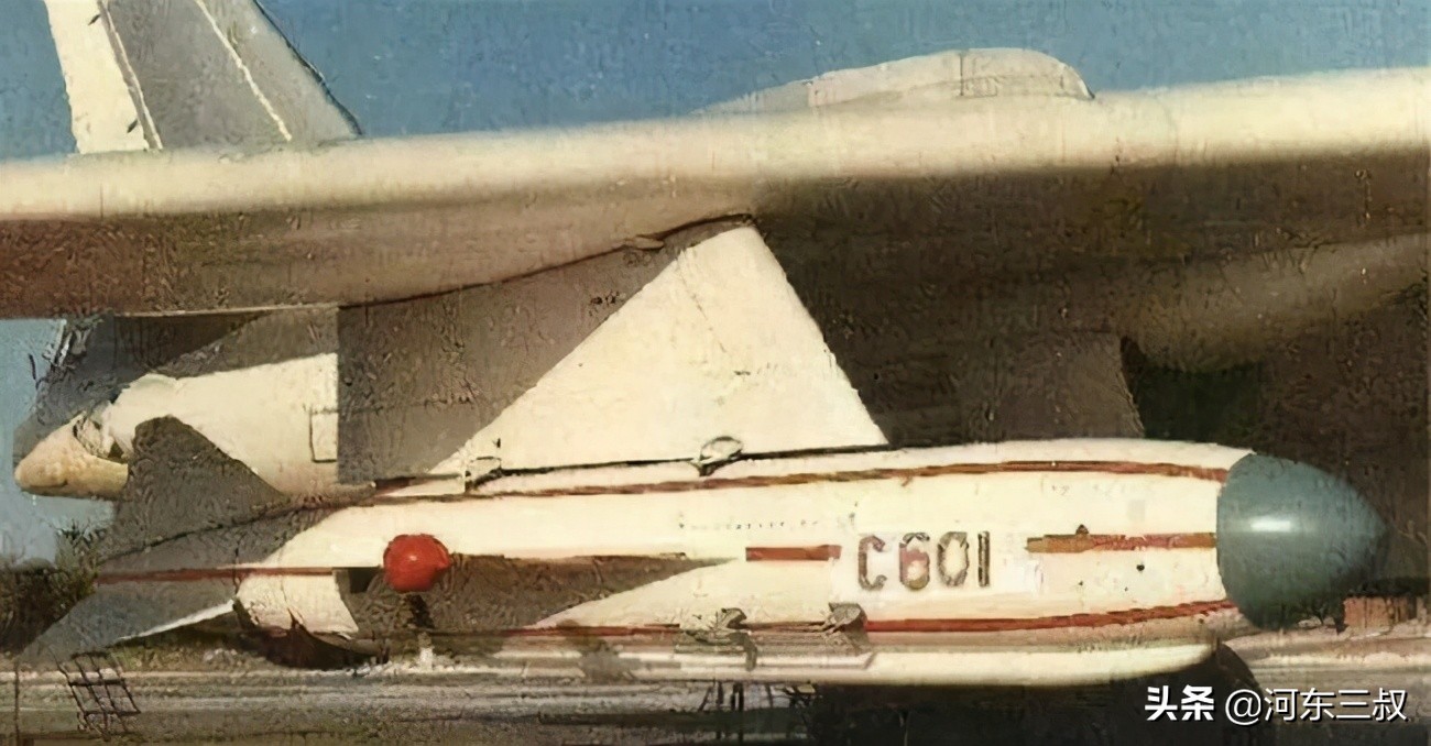 伊拉克轰6美军护卫舰,伊拉克轰6d打商船是真的吗