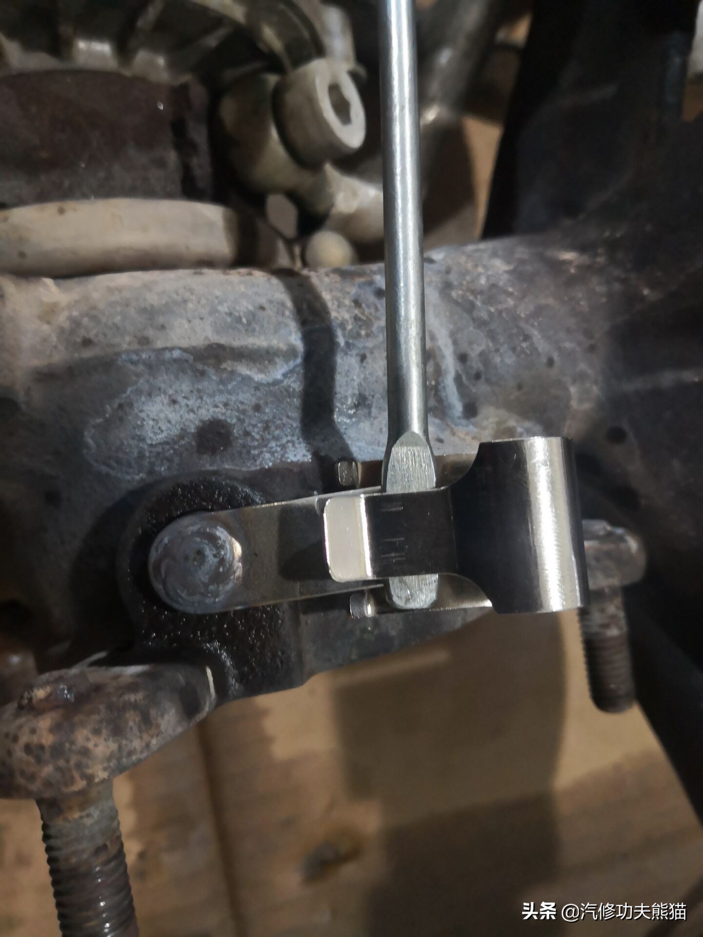 大众夏朗2.0t三代烧机油解决方法,大众夏朗1.8t烧机油