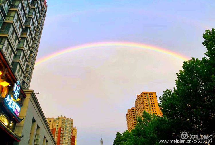 双彩虹映照下的绝美风景，洛阳奇特天象百年不遇