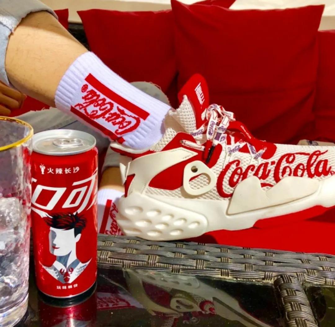 李宁日进斗金鞋黑绿配色,李宁日进斗金运动鞋