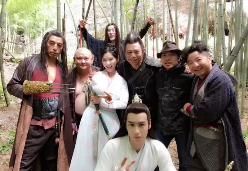 《绝代双骄》五个版本PK，谁才是你心中的小鱼儿花无缺