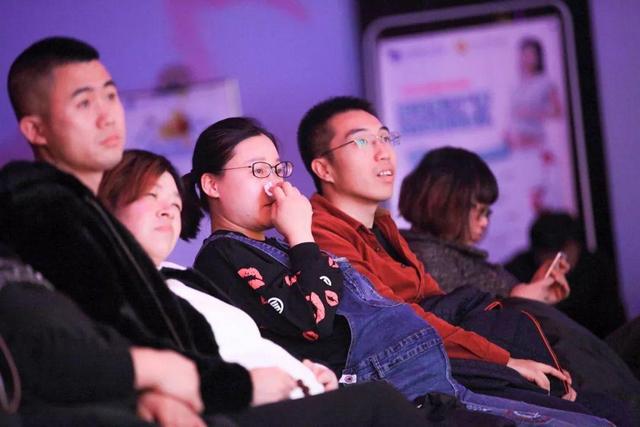 在家保胎无聊可以做什么,孕早期在家无聊可以做什么