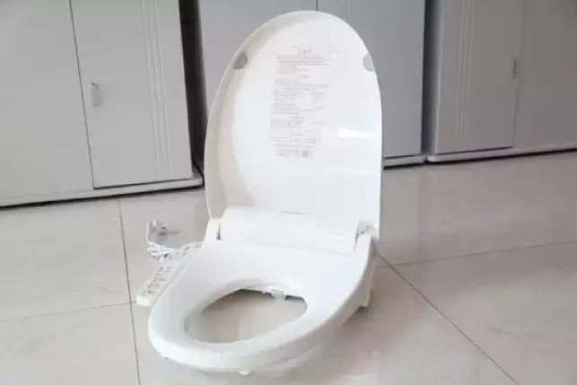 松下智能马桶盖暖风口清洗,松下智能马桶盖清洁保养