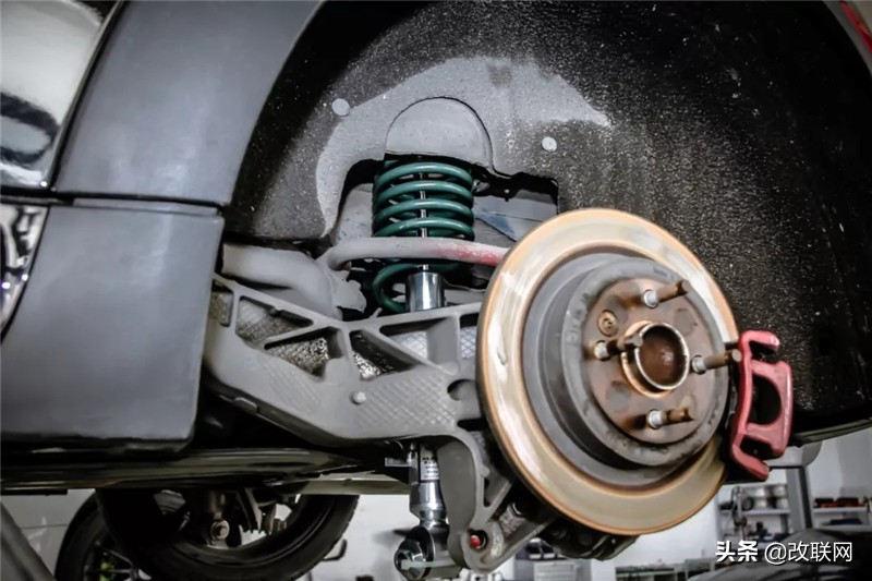 这是情怀体现的MINIR56JCW帅到爆炸