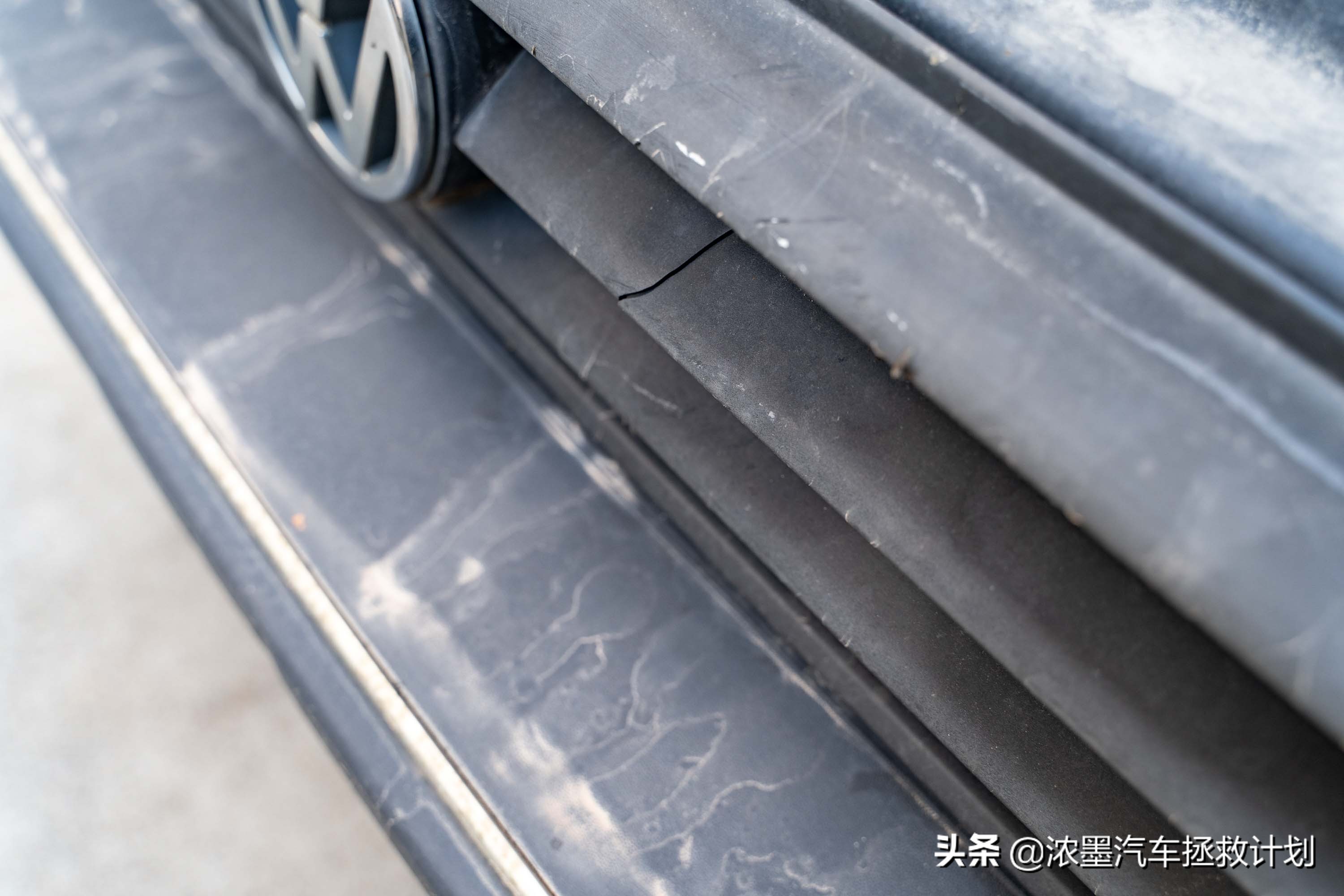 「妙手生花」重建一台战损级桑塔纳，带给它历经千般后的华丽重生