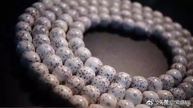 滴血莲花菩提盘玩前后对比效果图,21颗菩提手串盘玩