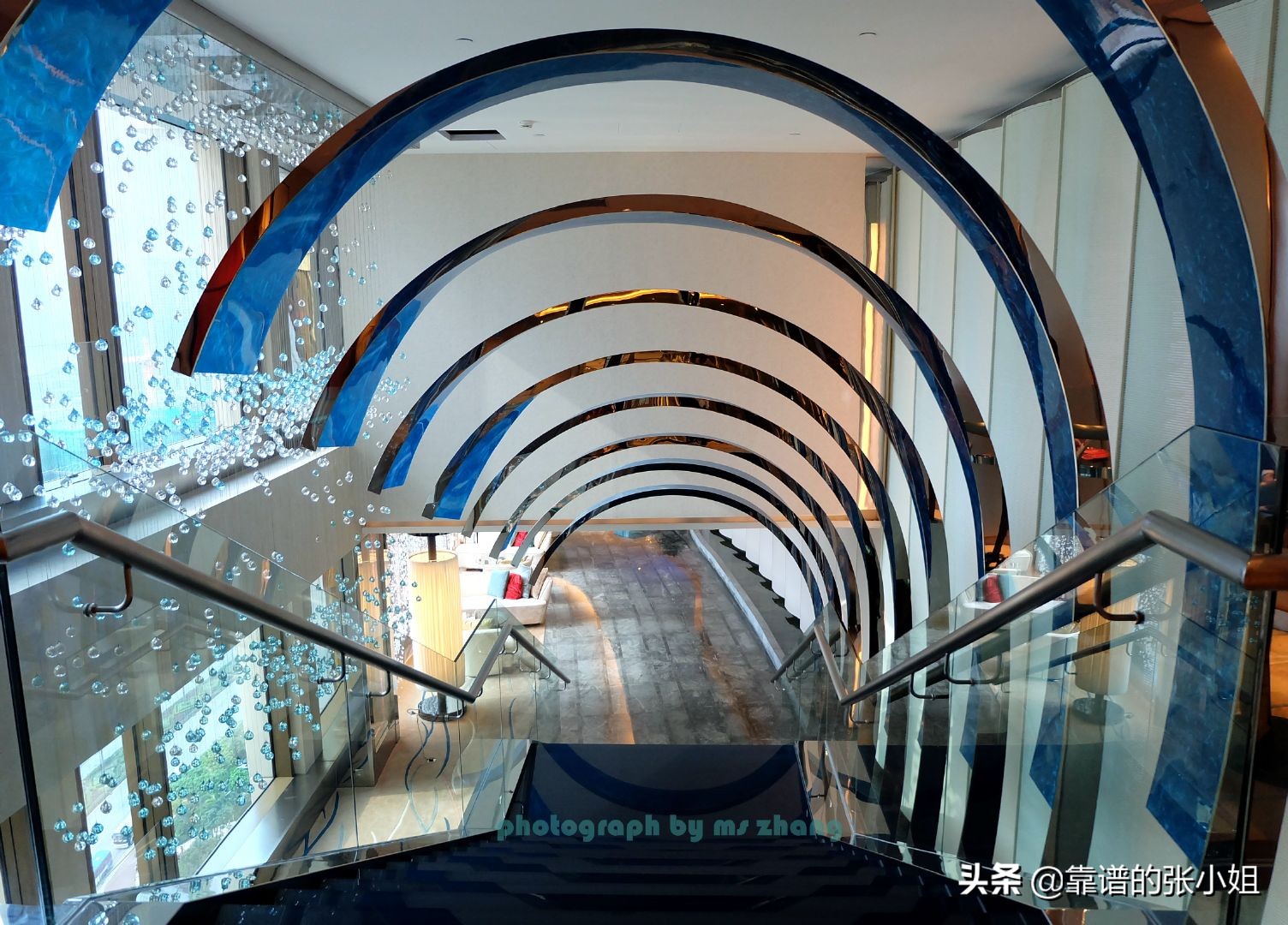 澳门金碧辉煌的是什么酒店,澳门酒店房间金碧辉煌