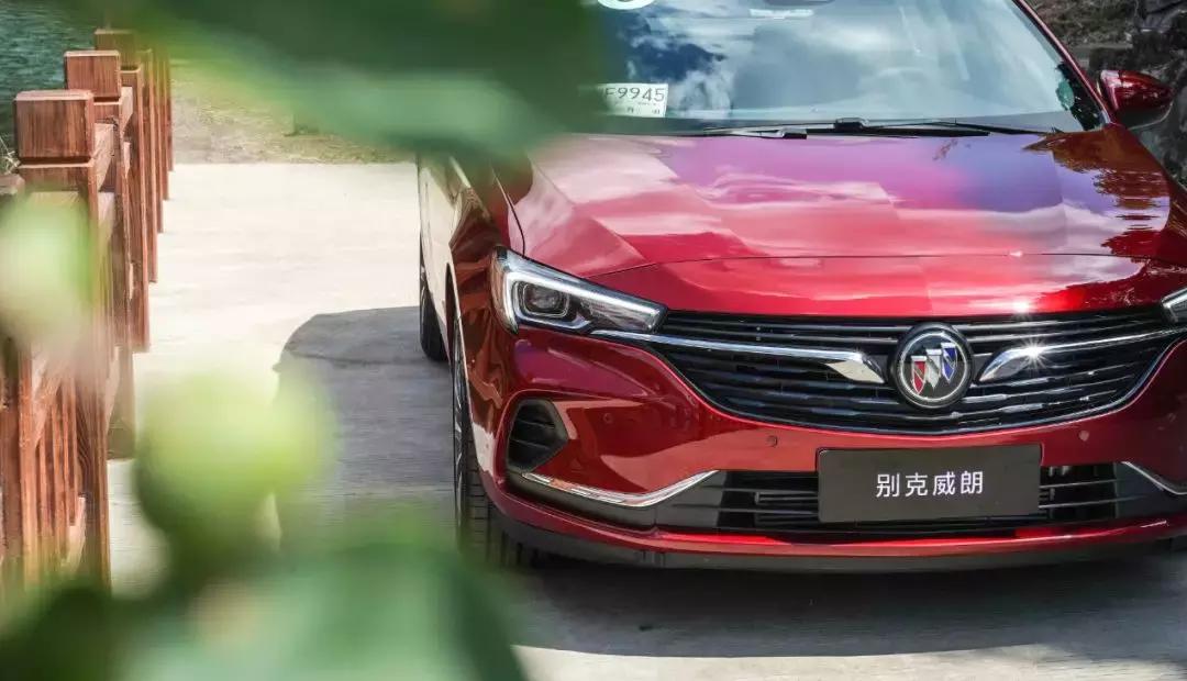 别克威朗2022款20tcvt领先型落地价,2019款别克威朗1.5t双离合20t领先型