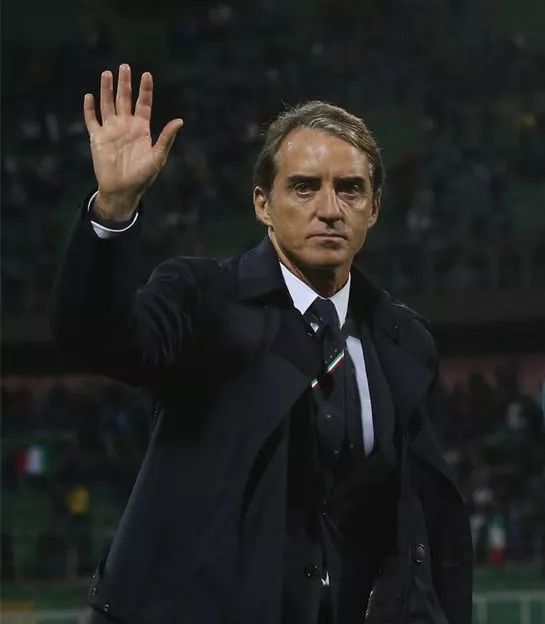 曼奇尼为意大利注入艺术这才是意式足球原始的样子