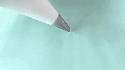 动物奶油裱花基础知识和手法,巧克力蛋糕裱花基础手法