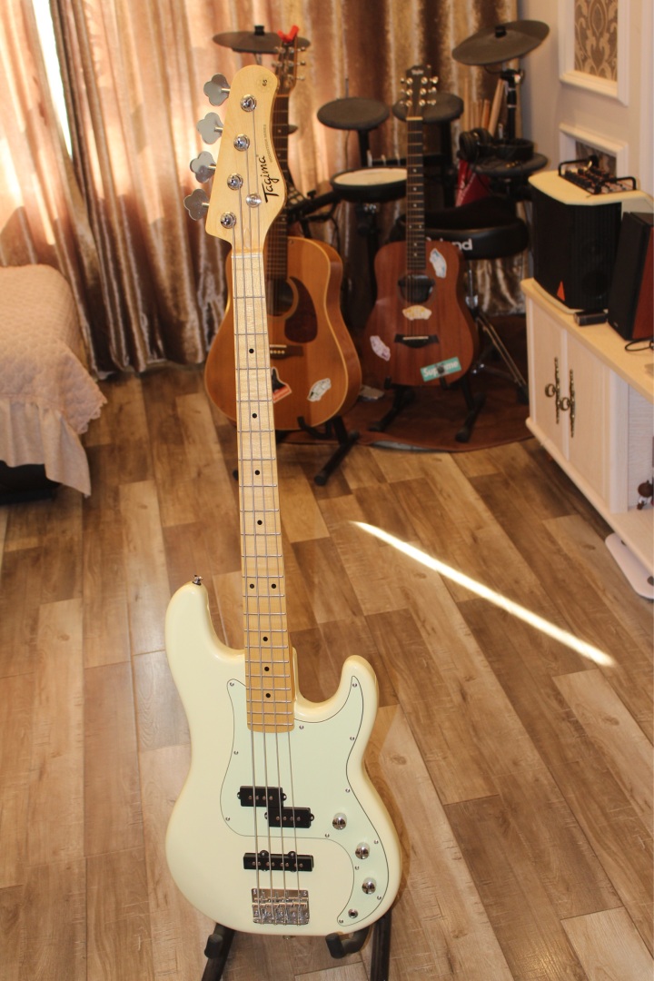 一个没钱的吉他爱好者聊聊他弹过的十几把吉他