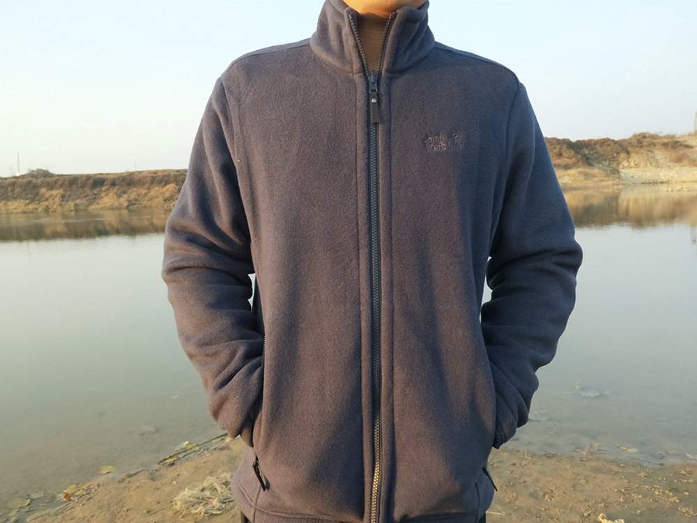 狼爪登山徒步冲锋衣，满满惊喜的开箱报告