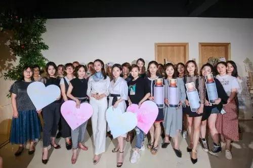 欧阳娜娜推荐止痛贴,欧阳娜娜擦的药膏