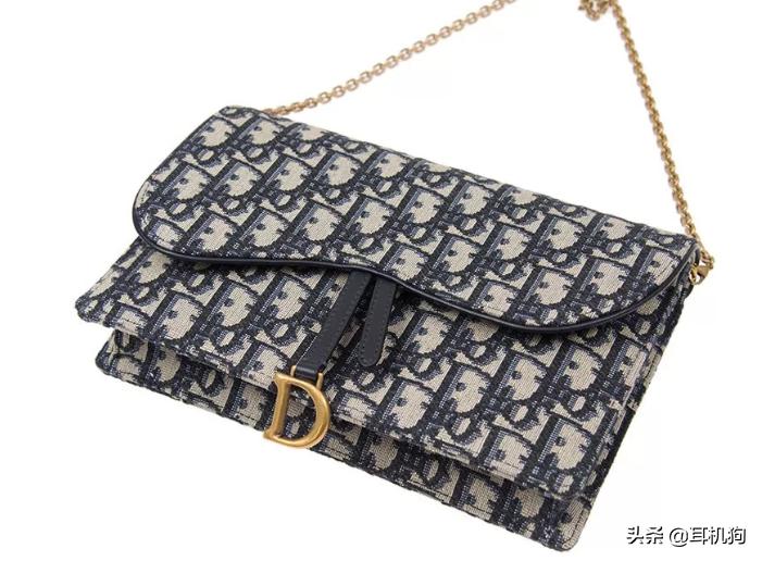 想让你的男朋友戒掉发烧耳机不难！请放下那个古驰包，让我来