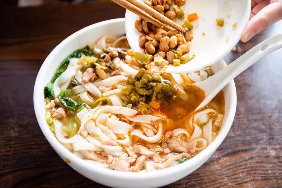 恰了17家湖南米粉，拼出这张上海嘬粉地图（上）