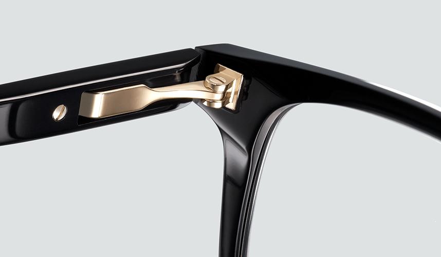 JINS：匠心精神，铸就品牌文化