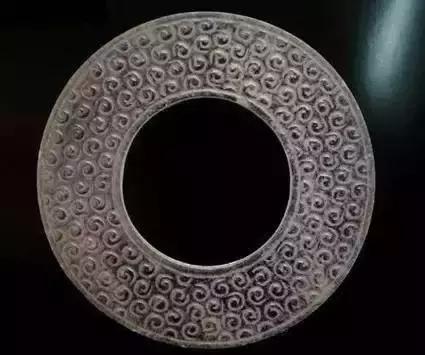 玉有五色沁胜得十万金什么意思,玉有五色沁胜得十万金是什么意思