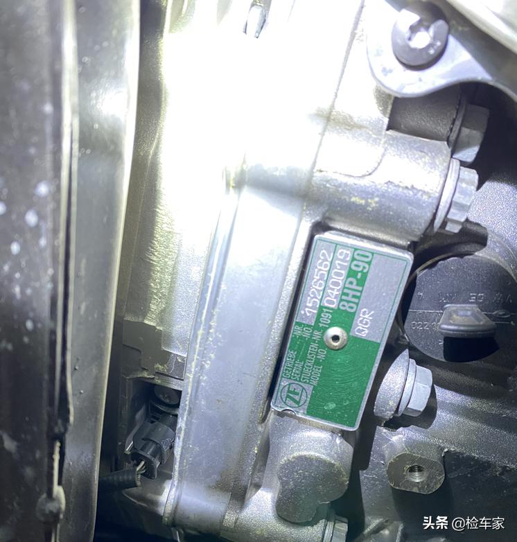 为什么这么多人买宾利飞驰,为什么会有人买二手豪华车