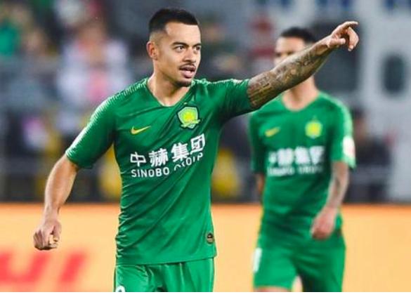 国足挑战贝克汉姆,国足晃倒贝克汉姆