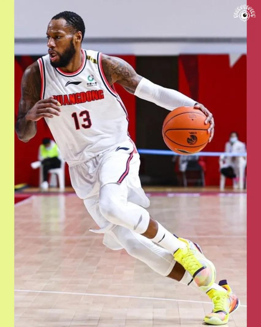 CBA球鞋面面观｜除了快来的尼克杨，他们脚下的球鞋同样有看点