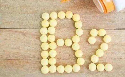 维生素B2能提高免疫力吗？能防治癌症吗？听听药师怎么说