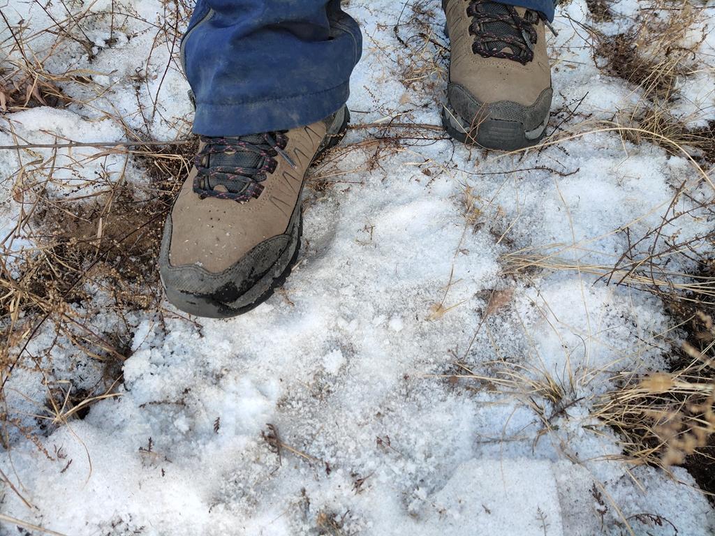 图途绿巨人鞋,轻便且防水的5款大牌男士登山鞋