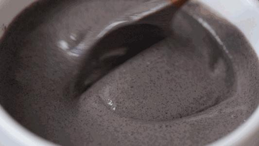 黑芝麻真的可以让头发变黑吗,多吃黑芝麻能不能让头发变黑