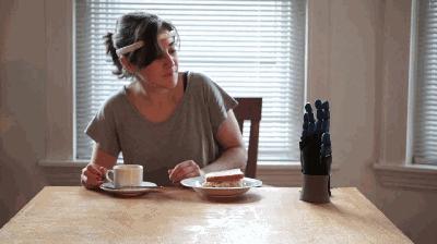 马斯克脑机接口如何实现意识永生,马斯克的人类脑机接口即将实现