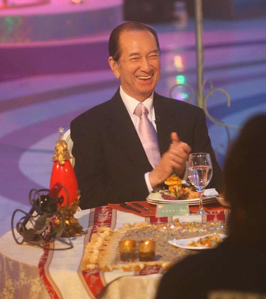 蓝琼缨对利智做了什么,利智与赌王新闻最新消息