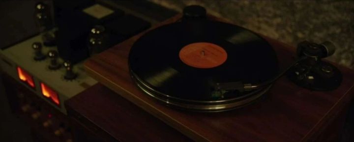 奥斯卡电影寄生虫观后感,寄生虫符合奥斯卡最佳影片