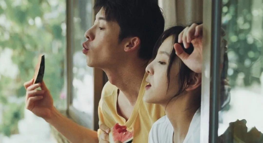 有些喜欢是有点喜欢的意思吗,有些喜欢是情不自禁的