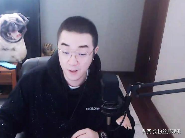 YY神豪“春来”出手就紫光，只刷小洲猫猫，他的身份难道是哦哥