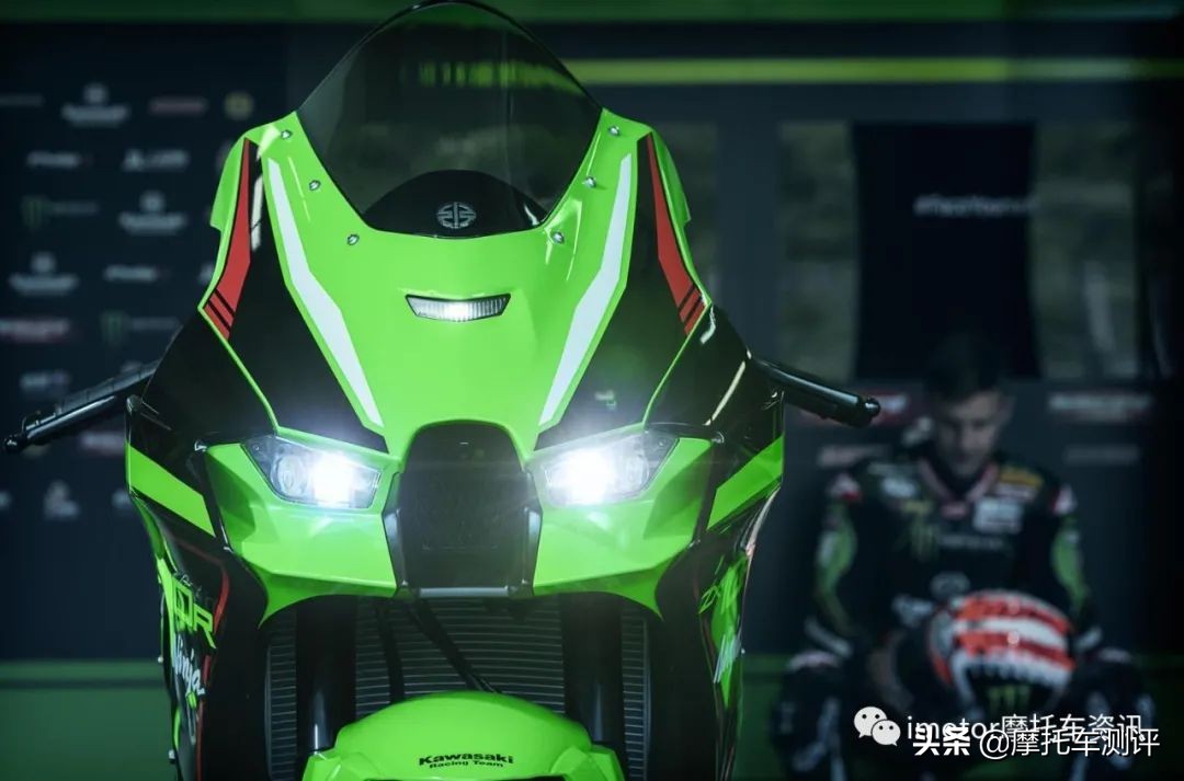 川崎新款zx10rr现身赛道测试,北京摩展2023新车发布小排量