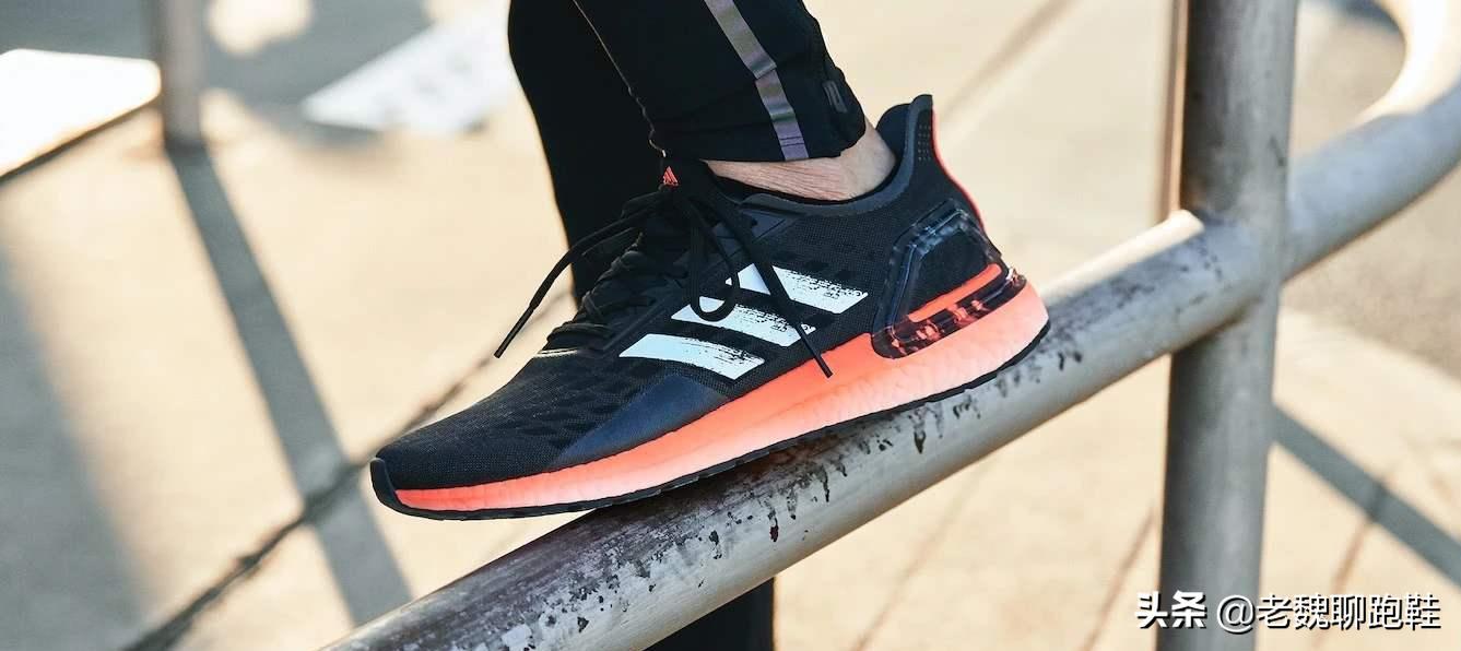 四大跑鞋对比阿迪耐克,耐克和阿迪顶级跑鞋真实测评