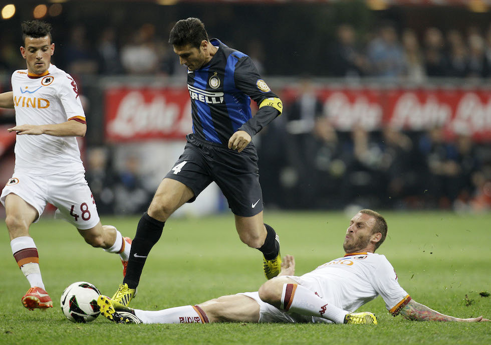 国际米兰球星萨内蒂图片,国米欧冠萨内蒂图文