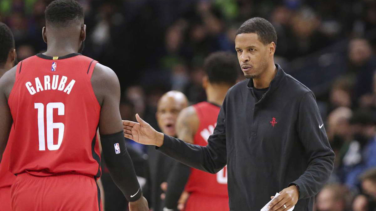 火箭城市版球衣,火箭球员穿姚明球衣