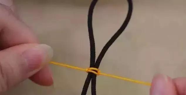 最容易学会的手串打结方法,小叶紫檀手串编绳打结