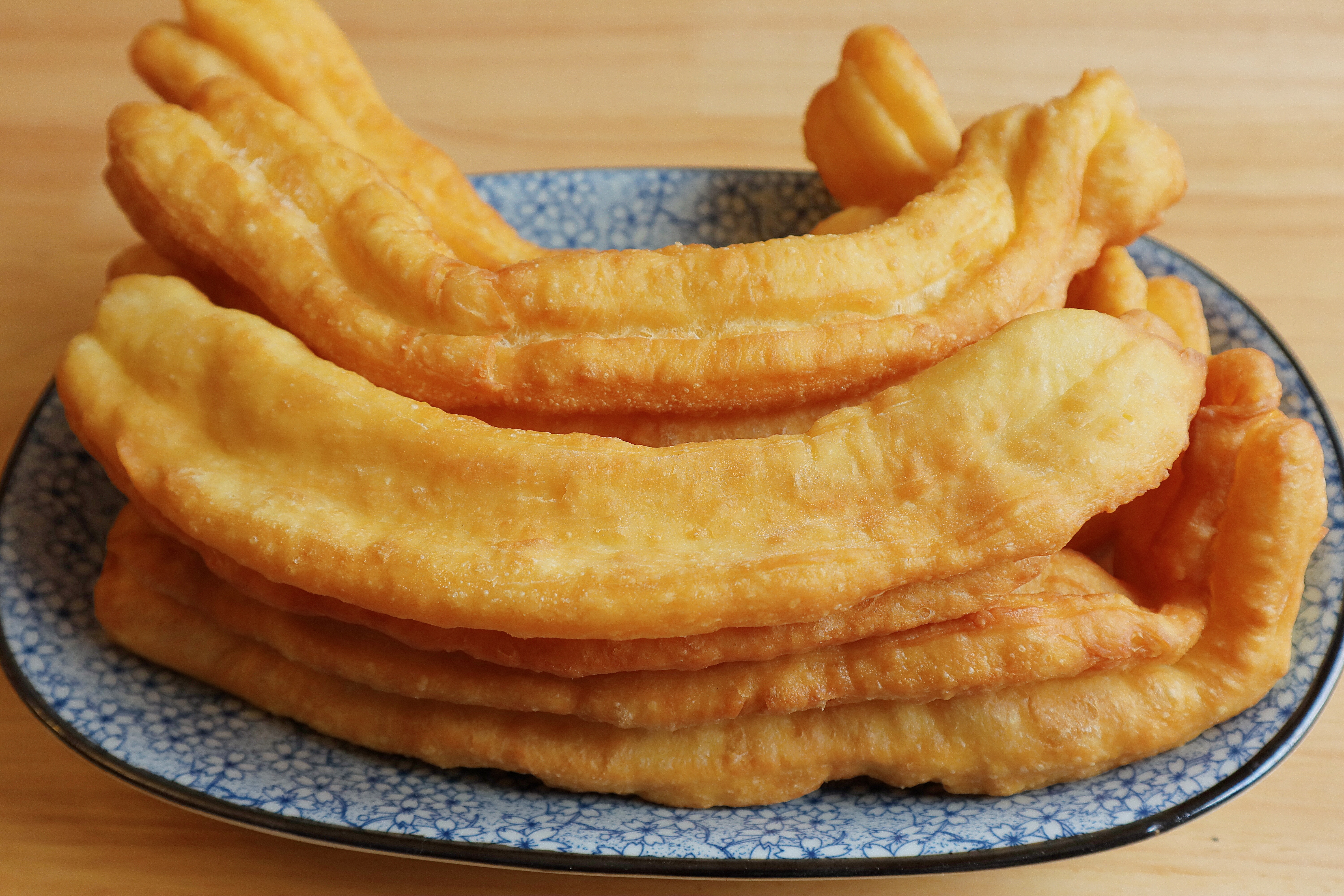 外面卖的油条制作方法完整教程,专业油条制作方法完整教程