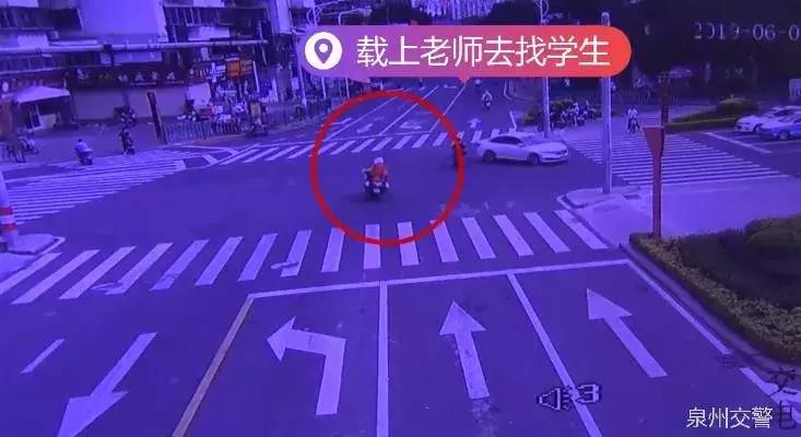 高一考生因数学考不好哭了,一高考考生出考场大哭