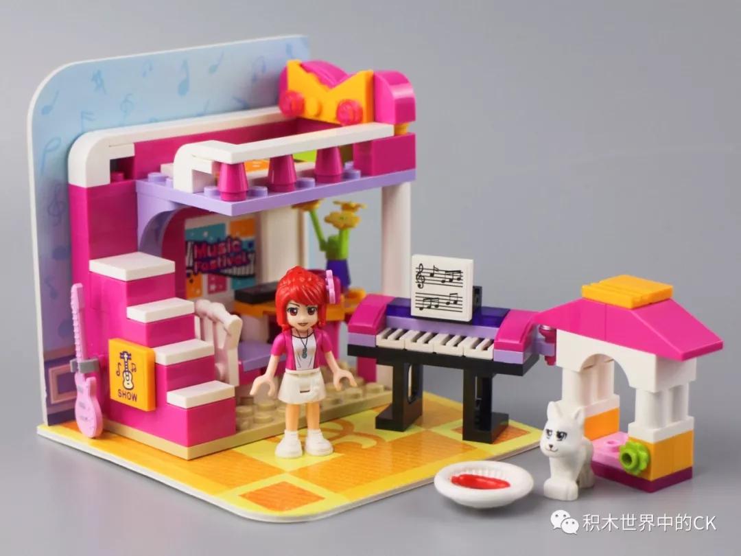 家里有小公主的来看看啦启蒙4101卧室套装“四朵金花”的房间