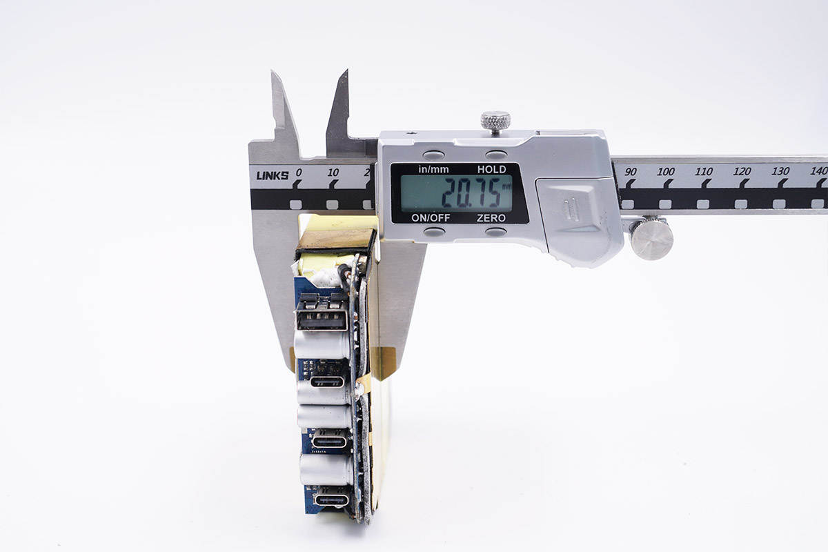 绿联45w双口快充拆解,绿联20瓦双口快充拆解