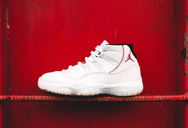 情怀aj,乔丹脚上穿的是哪个版本的aj11