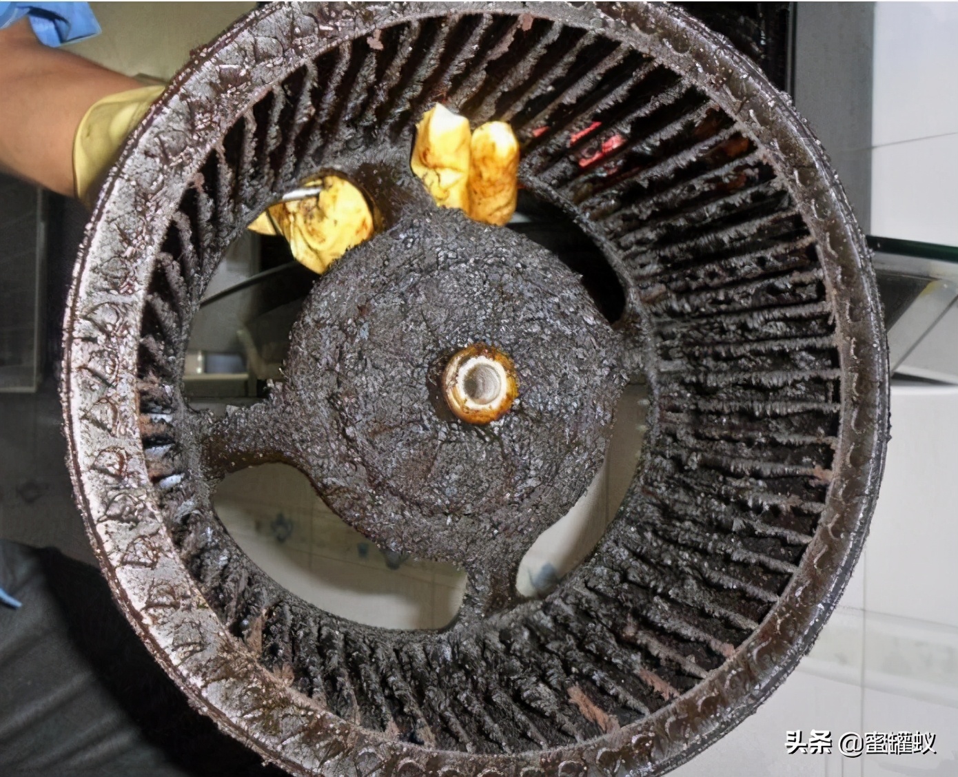 清洗抽油烟机小窍门小苏打,清洗欧普抽油烟机小窍门