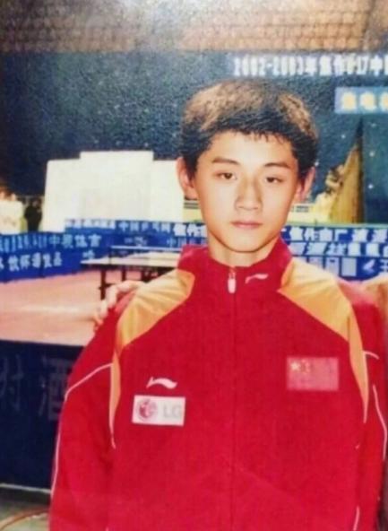 张继科在刘诗雯低谷期高调秀恩爱,张继科乒乓球遗憾