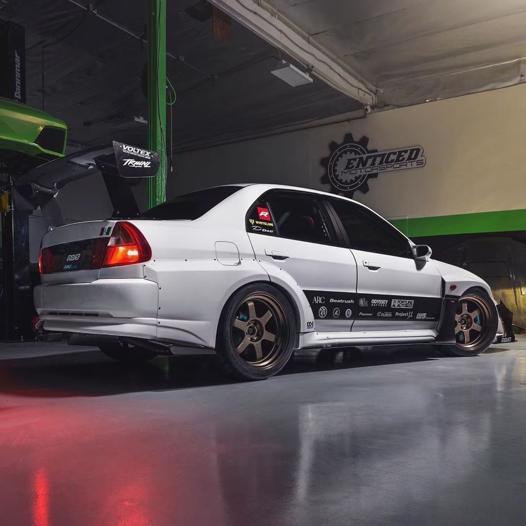 地平线5三菱evo,三菱evo5现在还能上路吗