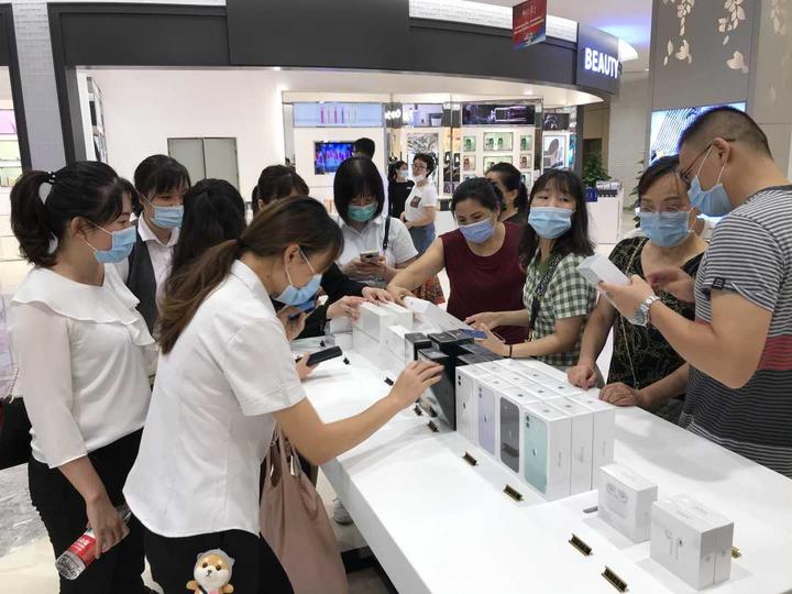 如何购买海南免税版iphone,拼多多和免税店买iPhone哪个便宜