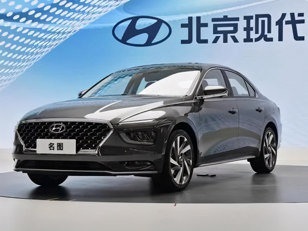 全新一代名图上市五款车型如何选,全新一代现代新名图黑武士